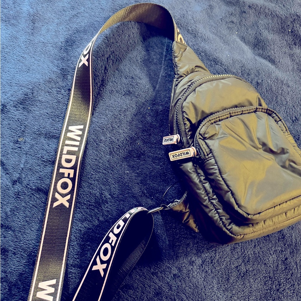 Wild fox cross body bag.